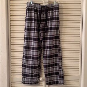 Lucky Brand men’s sleepy pants